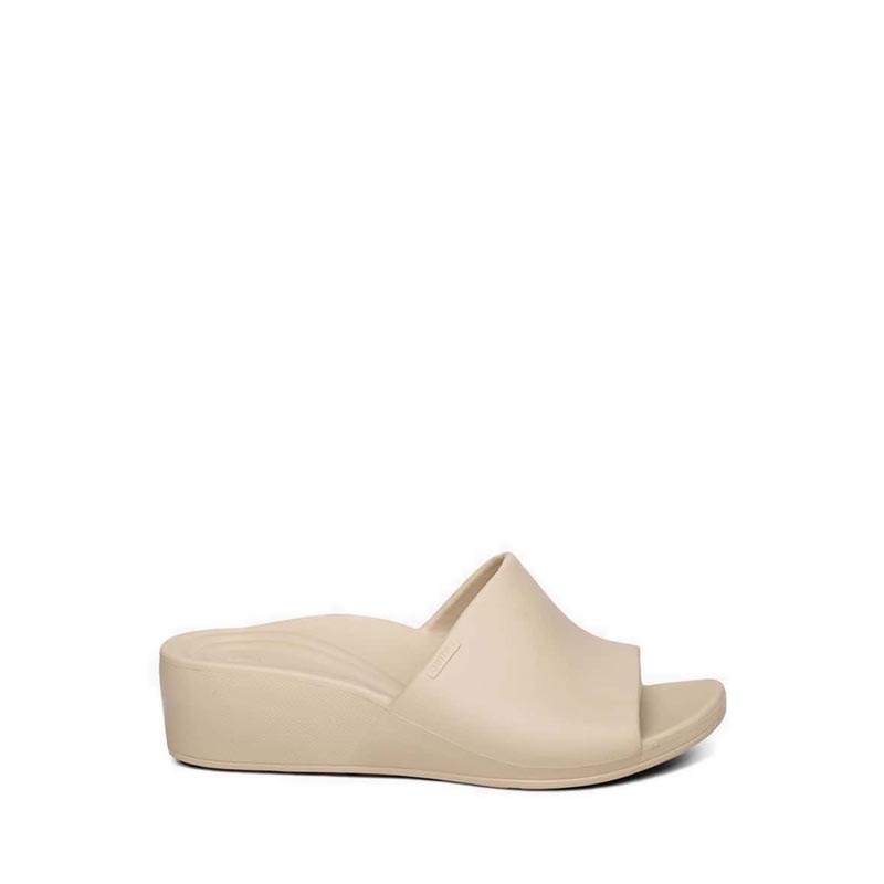 Jamie Orthotic Women's Wedges - IVORY