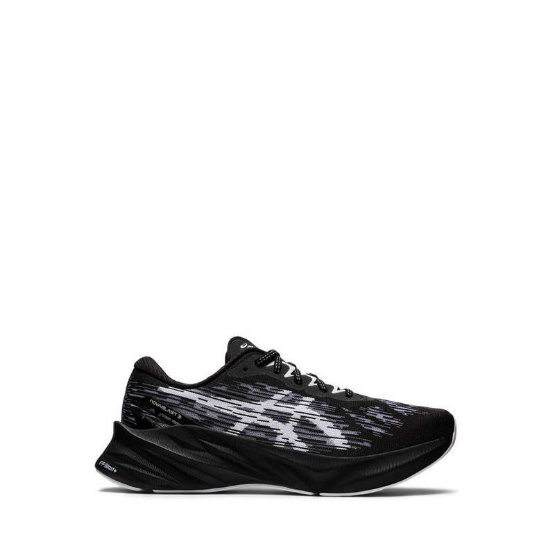NOVABLAST 3 Men's Running Shoes - Black