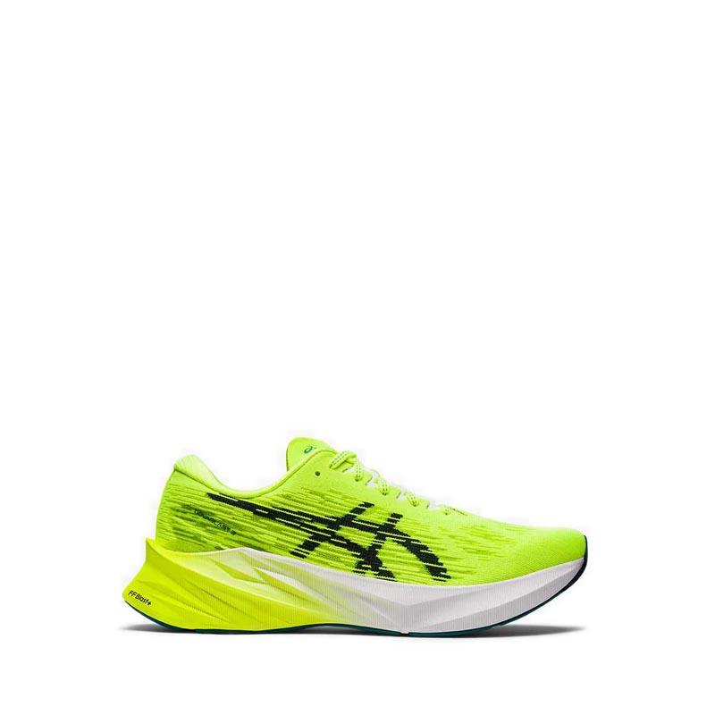 NOVABLAST 3 Men's Running Shoes - YELLOW