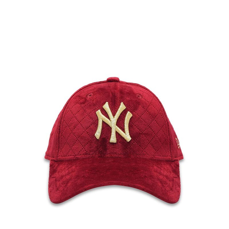 New York Yankees Quilted 9FORTY Women's Cap - Red