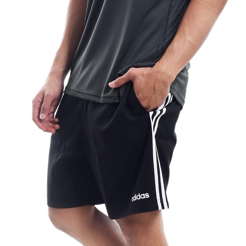 Essentials 3 Stripes Chelsea Men's Shorts - Black
