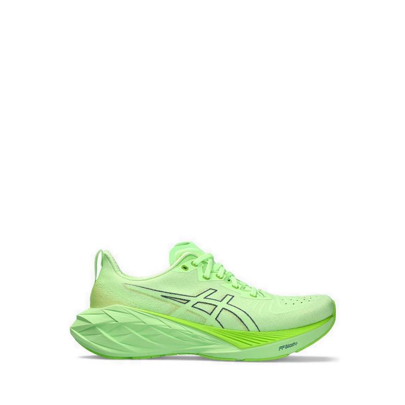 Novablast 4 Men Standard Running Shoes - ILLUMINATE GREEN/LIME BURST