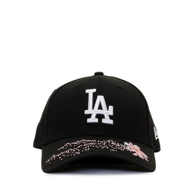 940 Sakura Floral Losdod Women's Caps - Black