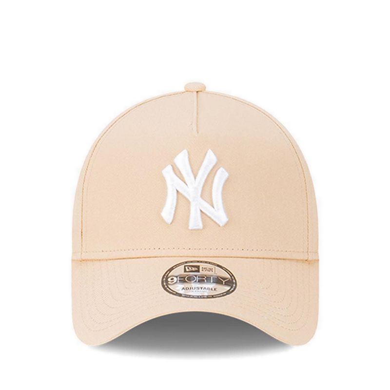 940Af Q124 Oatmilk Neyyan Men's Caps - Cream