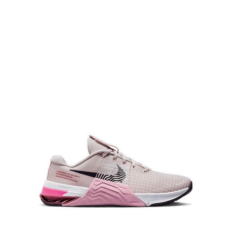 Metcon 8 Women's Training Shoes - Red