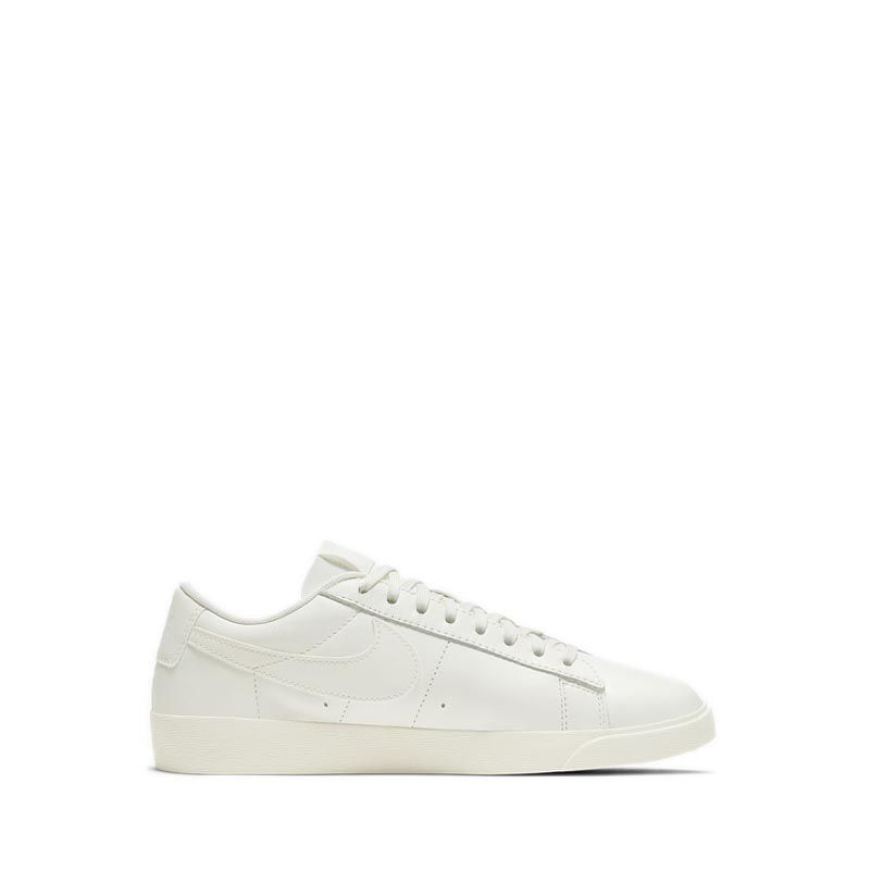 Blazer Low LE Women's Sneakers Shoes - White